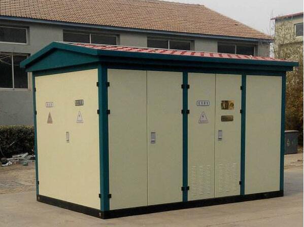 1600KVA鄂托克前箱式变压器